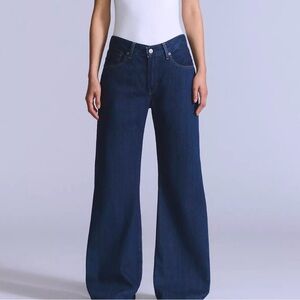 Levi’s Carve Women’s Jeans